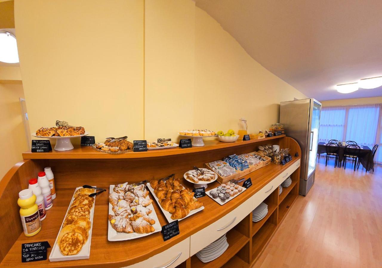 Hotel Selene - Vista Mare Riccione Exterior photo