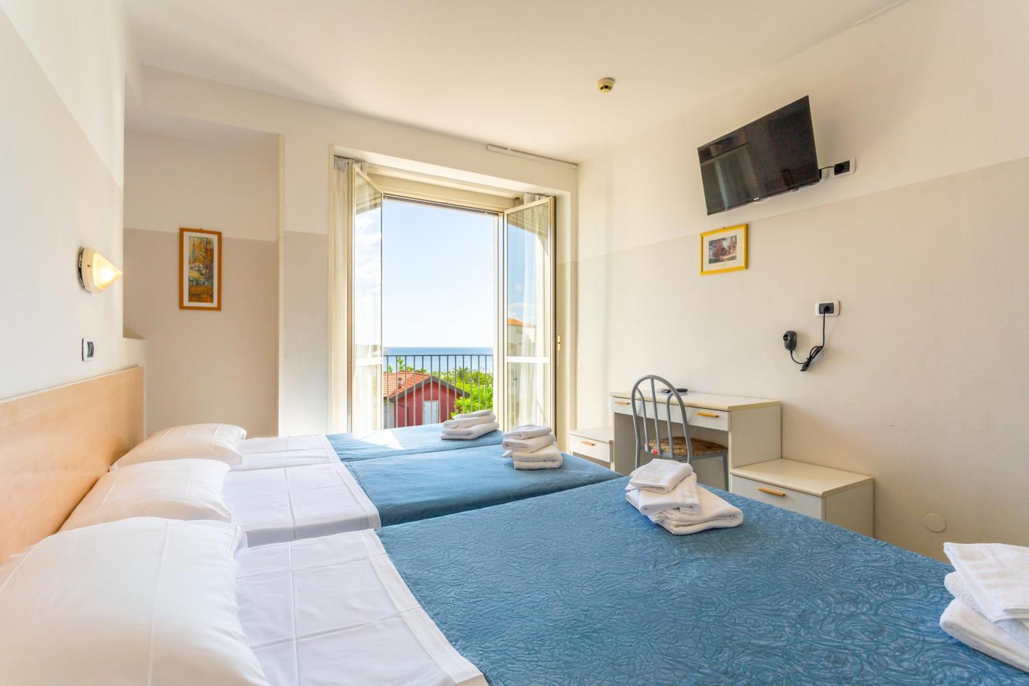 Hotel Selene - Vista Mare Riccione Exterior photo