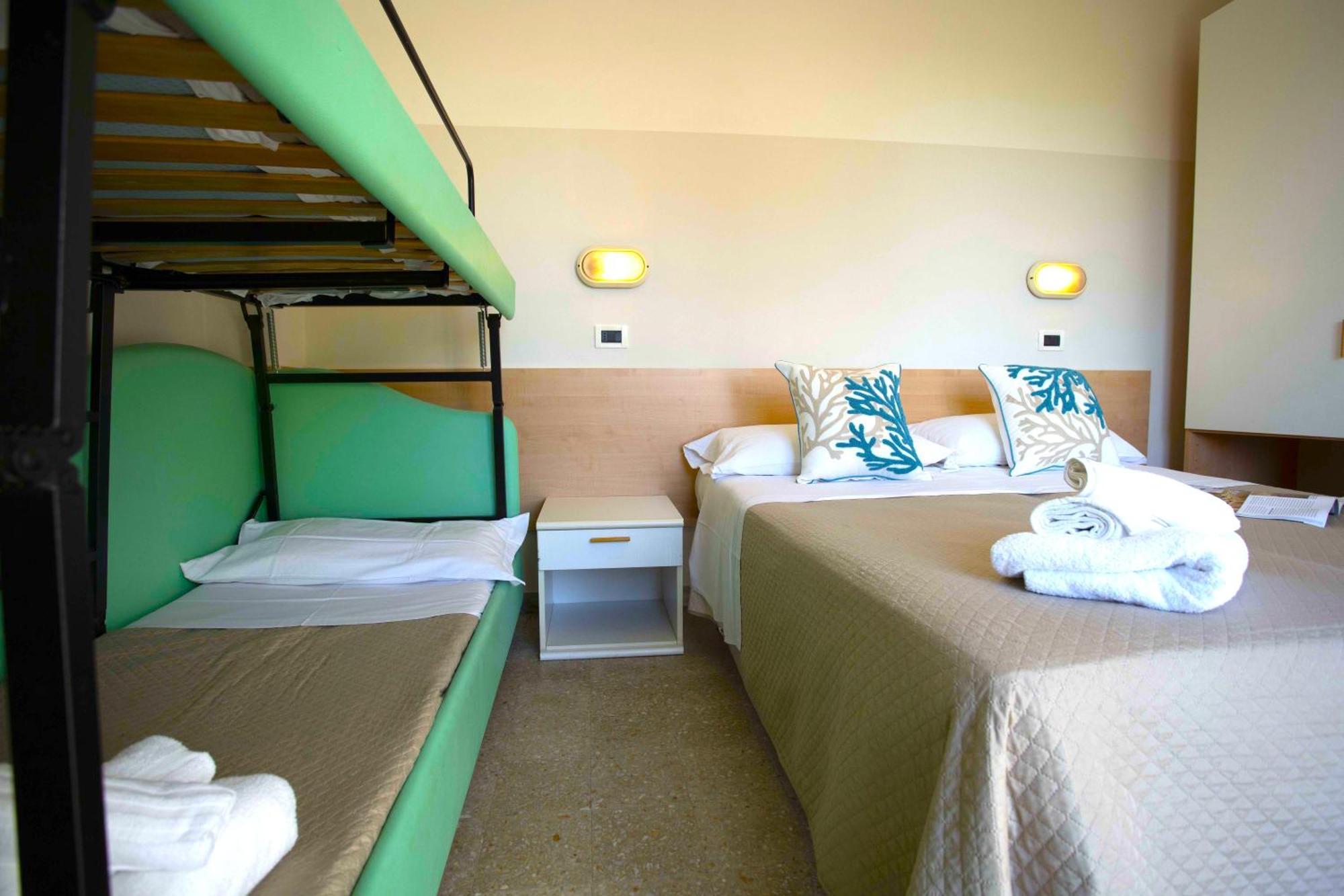 Hotel Selene - Vista Mare Riccione Room photo