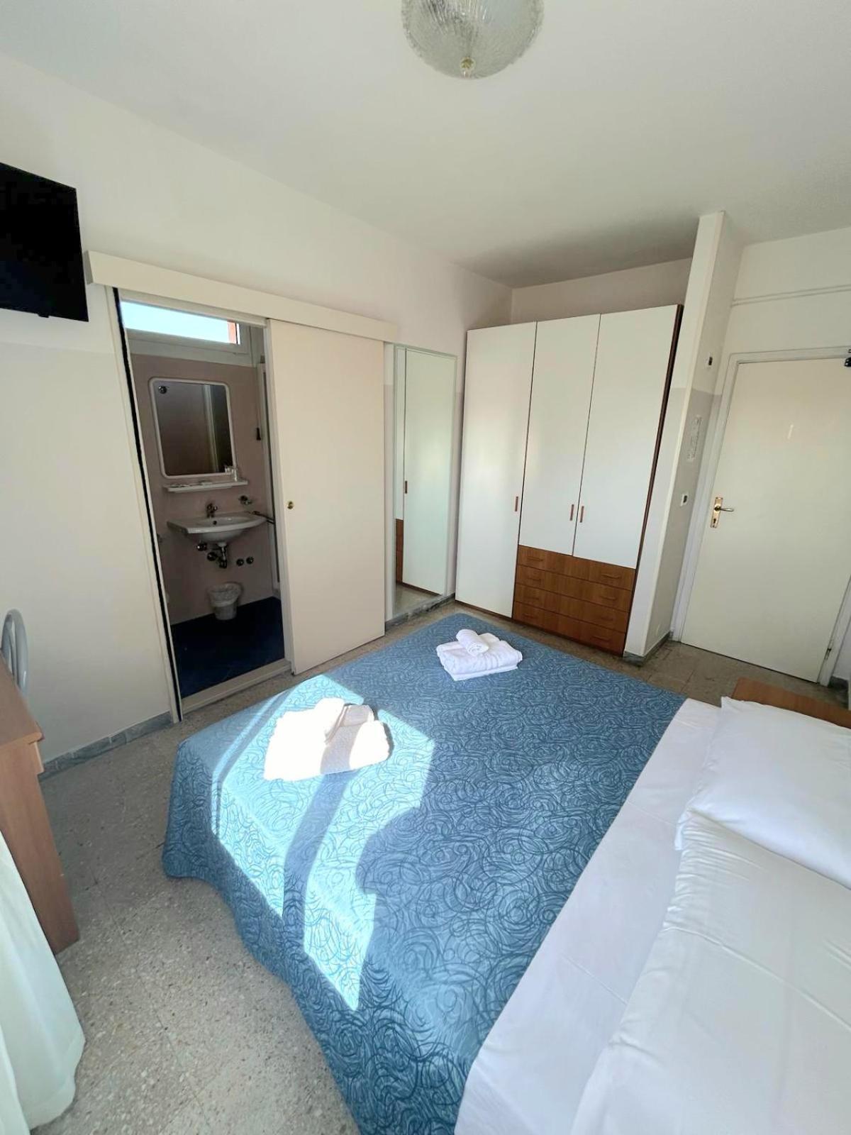 Hotel Selene - Vista Mare Riccione Room photo